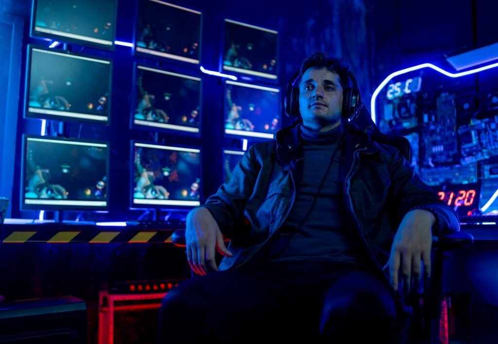 “What Makes a High-Roller? Profiles of Elite Competitive Gamers”